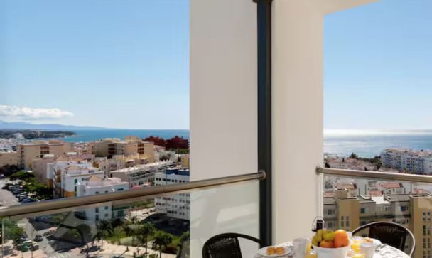 apartment - Wiederverkauf - Estepona - Estepona Centro