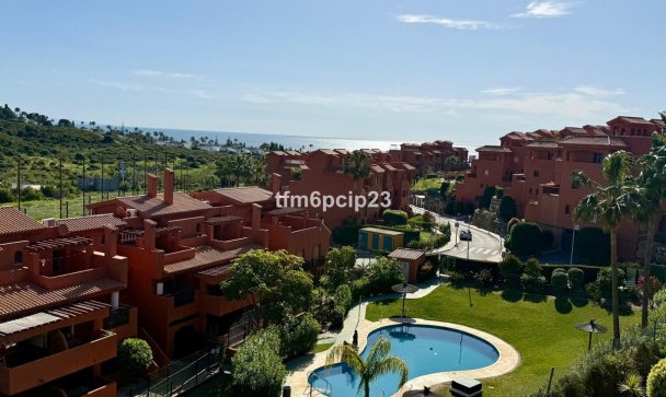 apartment - Wiederverkauf - Estepona - Estepona Centro