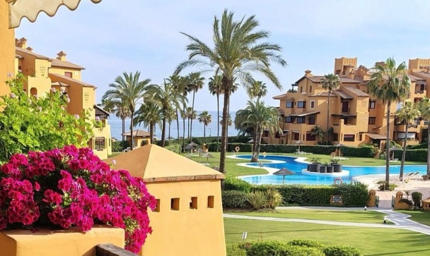 apartment - Wiederverkauf - Estepona - Estepona Centro