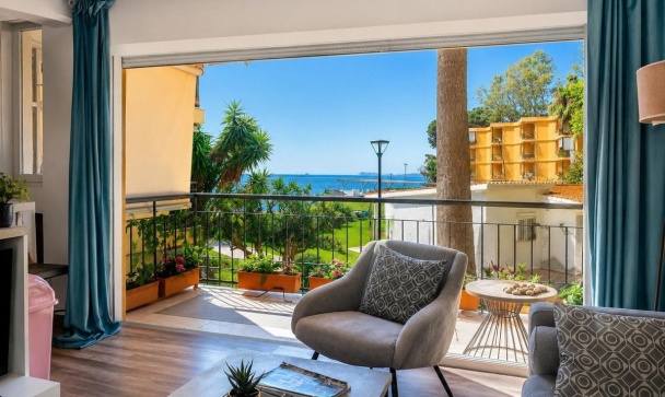 apartment - Wiederverkauf - Estepona - Estepona Centro