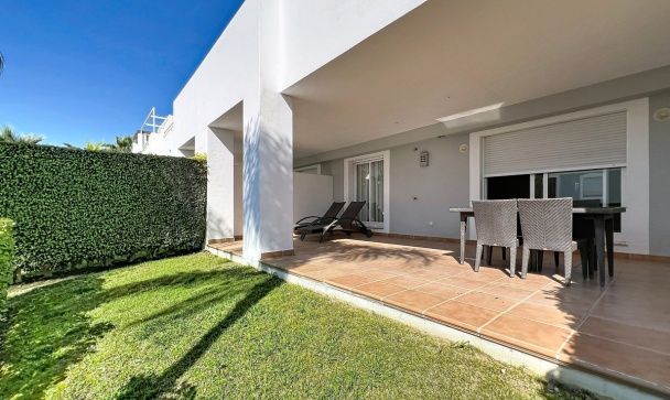 apartment - Wiederverkauf - Estepona - Estepona Centro