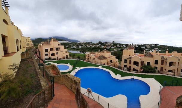 apartment - Wiederverkauf - Estepona - Estepona Centro