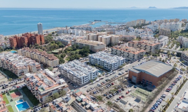 apartment - Wiederverkauf - Estepona - Estepona Centro