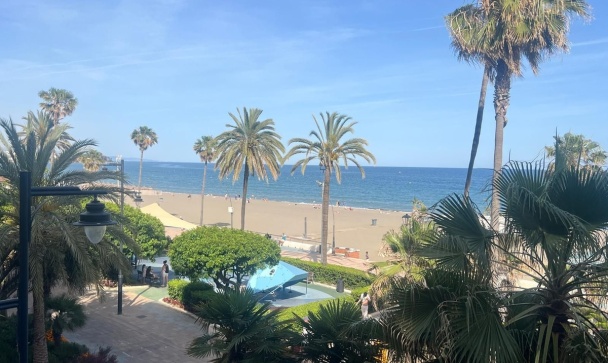 apartment - Wiederverkauf - Estepona - Estepona Centro