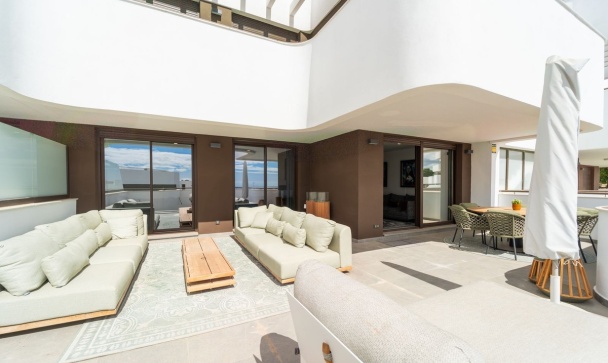 apartment - Wiederverkauf - Estepona - Estepona Centro