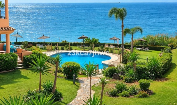 apartment - Wiederverkauf - Estepona - Estepona Centro