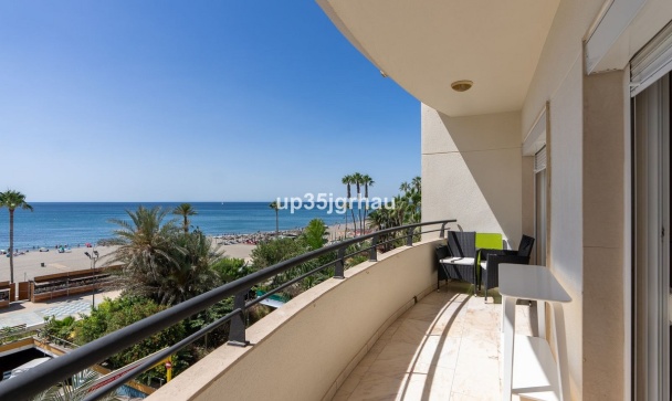 apartment - Wiederverkauf - Estepona - Estepona Centro