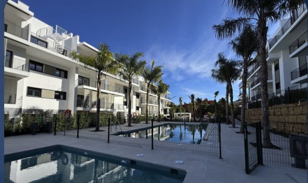 apartment - Wiederverkauf - Estepona - Estepona Centro