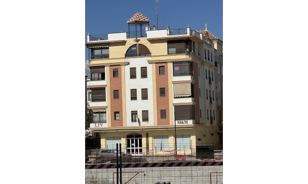 apartment - Wiederverkauf - Estepona - Estepona Centro
