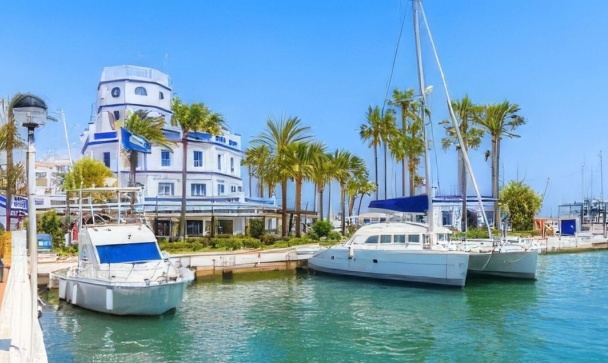 apartment - Wiederverkauf - Estepona - Estepona Centro