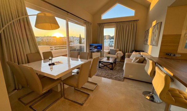 apartment - Wiederverkauf - Estepona - Estepona Centro