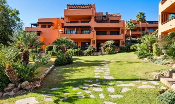 apartment - Wiederverkauf - Estepona - Estepona Centro