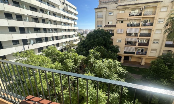 apartment - Wiederverkauf - Estepona - Estepona Centro