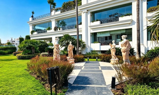 apartment - Wiederverkauf - Estepona - Estepona Centro