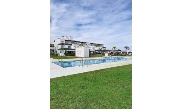 apartment - Wiederverkauf - Estepona - Estepona Centro
