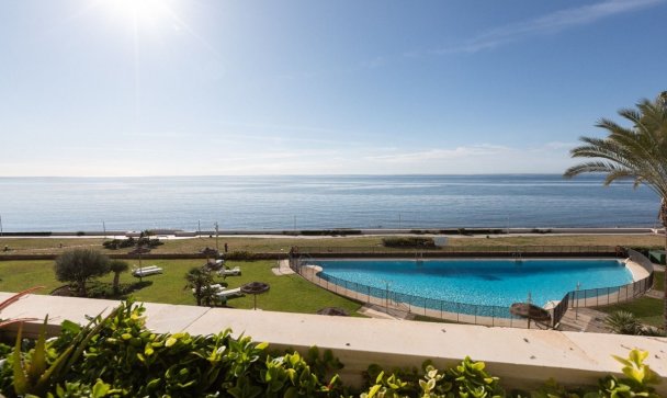 apartment - Wiederverkauf - Estepona - Estepona Centro
