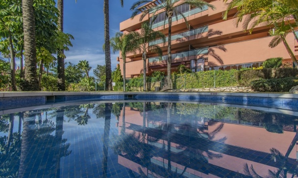 apartment - Wiederverkauf - Estepona - New Golden Mile
