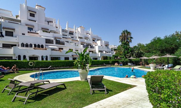 apartment - Wiederverkauf - Estepona - Selwo