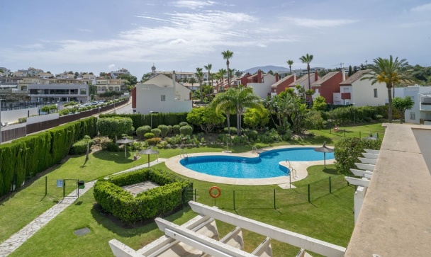 apartment - Wiederverkauf - Estepona - Selwo