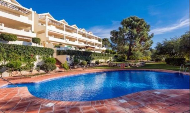 apartment - Wiederverkauf - Estepona - Selwo