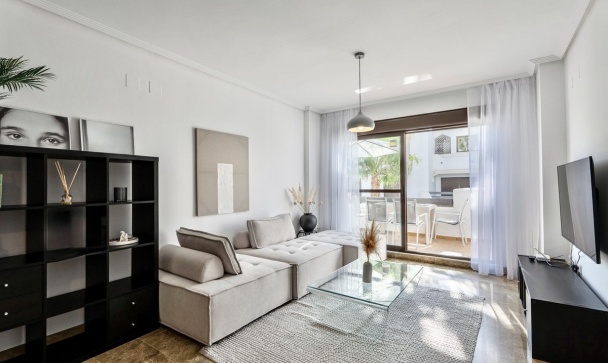 apartment - Wiederverkauf - Estepona - Selwo