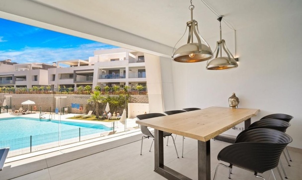 apartment - Wiederverkauf - Estepona - Selwo