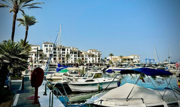 apartment - Wiederverkauf - Manilva - La Duquesa