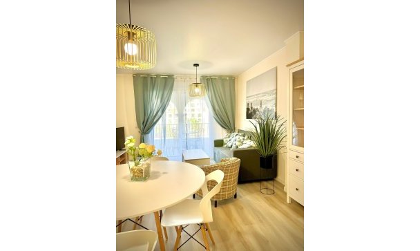 apartment - Wiederverkauf - Manilva - Manilva Centro