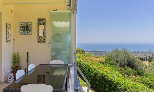 apartment - Wiederverkauf - Marbella - Altos de los Monteros