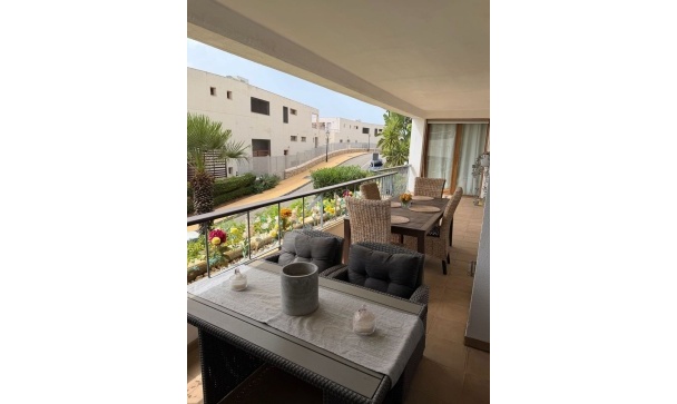 apartment - Wiederverkauf - Marbella - Altos de los Monteros