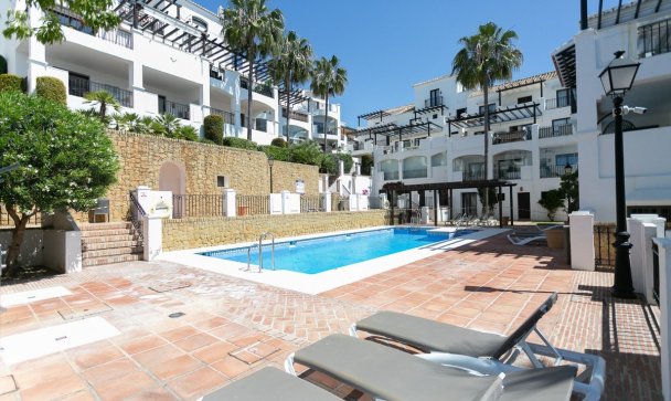 apartment - Wiederverkauf - Marbella - Altos de los Monteros