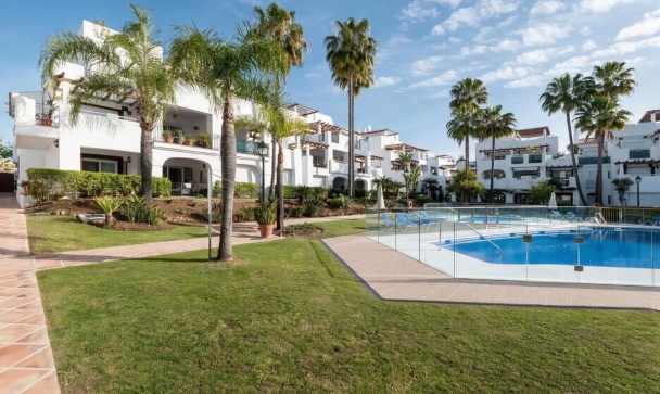 apartment - Wiederverkauf - Marbella - Cortijo Blanco