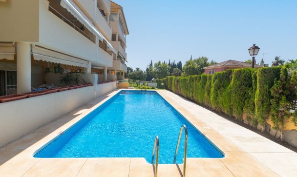 apartment - Wiederverkauf - Marbella - Elviria