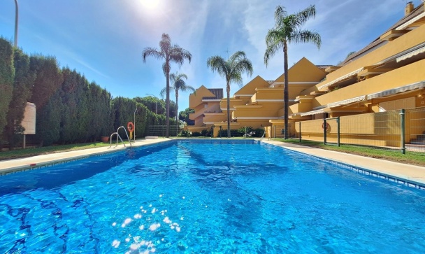 apartment - Wiederverkauf - Marbella - Elviria