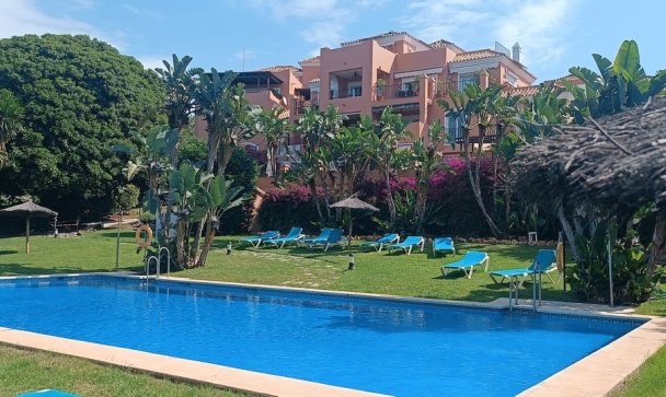 apartment - Wiederverkauf - Marbella - Guadalmina Alta