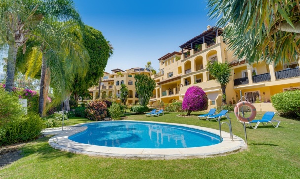 apartment - Wiederverkauf - Marbella - Guadalmina Alta
