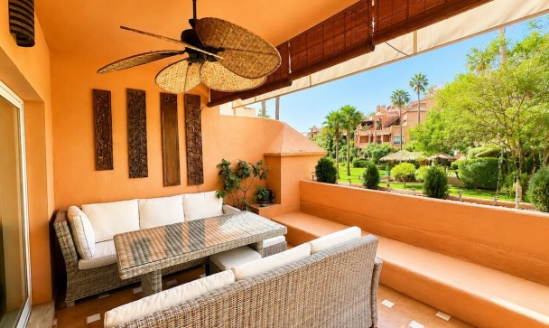 apartment - Wiederverkauf - Marbella - Guadalmina Baja