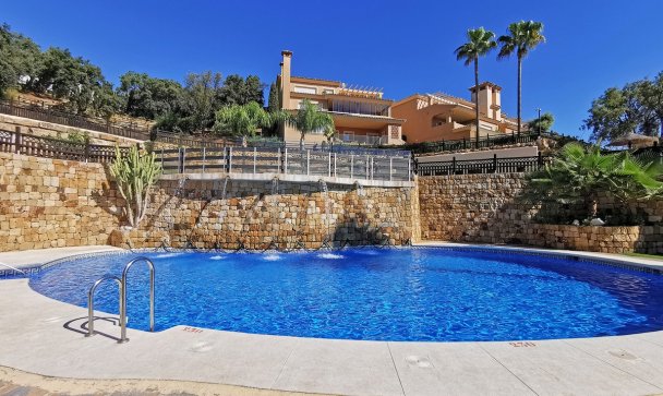 apartment - Wiederverkauf - Marbella - La Mairena