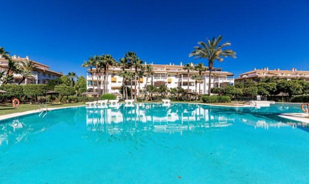 apartment - Wiederverkauf - Marbella - Nueva Andalucía