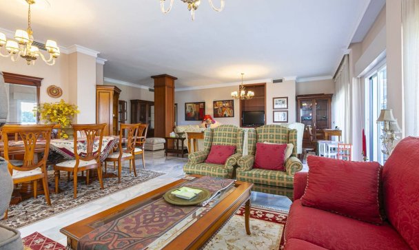 apartment - Wiederverkauf - Marbella - Nueva Andalucía