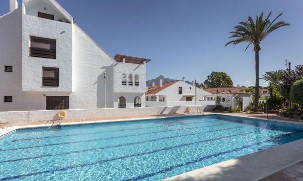 apartment - Wiederverkauf - Marbella - Nueva Andalucía