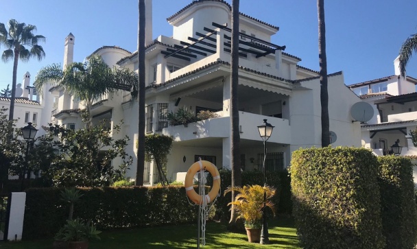 apartment - Wiederverkauf - Marbella - Nueva Andalucía