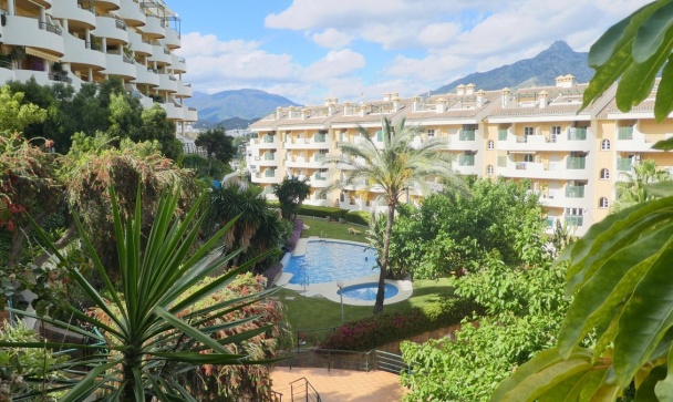 apartment - Wiederverkauf - Marbella - Nueva Andalucía