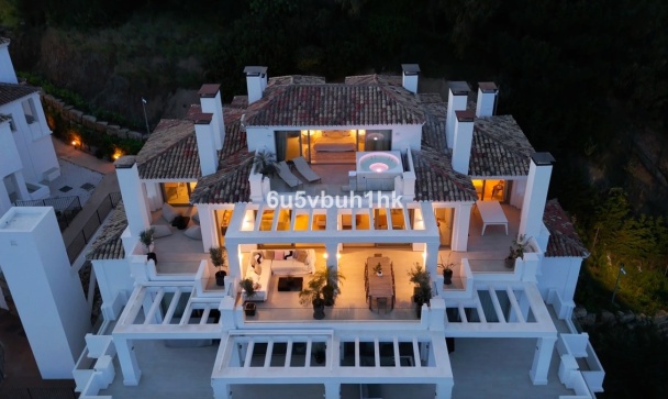 apartment - Wiederverkauf - Marbella - Nueva Andalucía