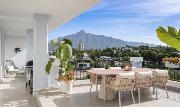 apartment - Wiederverkauf - Marbella - Nueva Andalucía