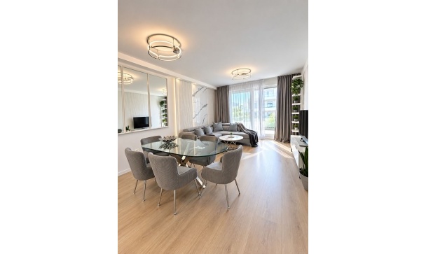 apartment - Wiederverkauf - Marbella - Nueva Andalucía