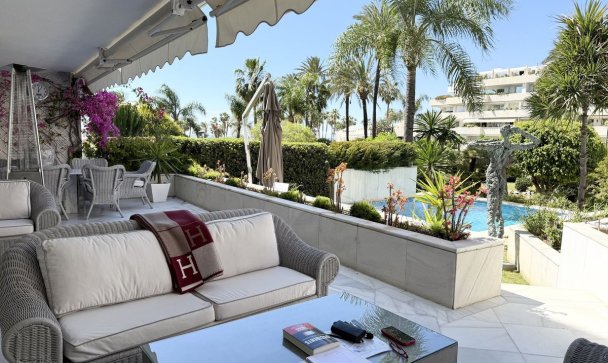 apartment - Wiederverkauf - Marbella - Puerto Banús