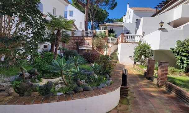 apartment - Wiederverkauf - Marbella - Puerto Banús