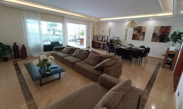apartment - Wiederverkauf - Marbella - Puerto Banús