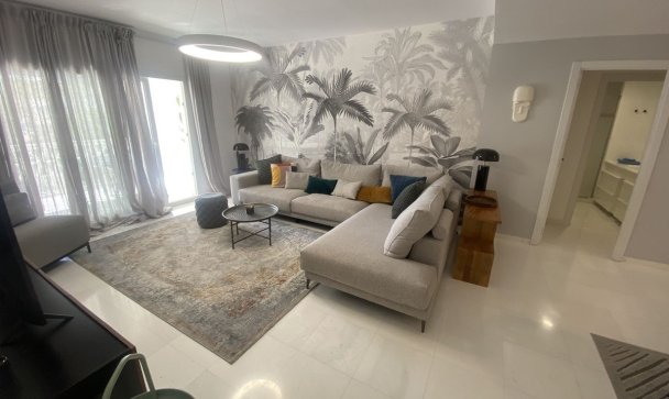 apartment - Wiederverkauf - Marbella - Puerto Banús